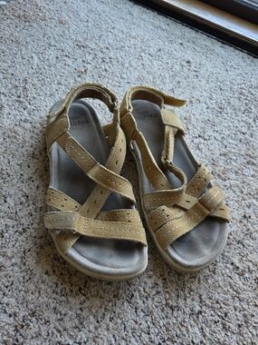 Earth Origins Mustard Tan Suede Strappy Women's Sandals